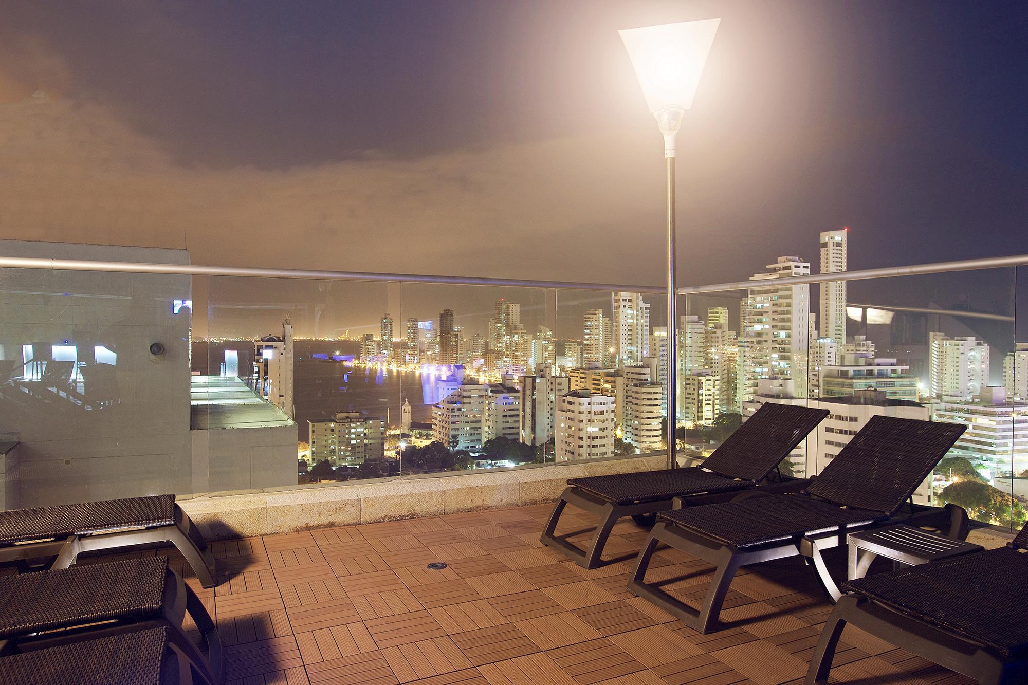 Hotel Capilla Del Mar Cartagena Bagian luar foto View from the rooftop