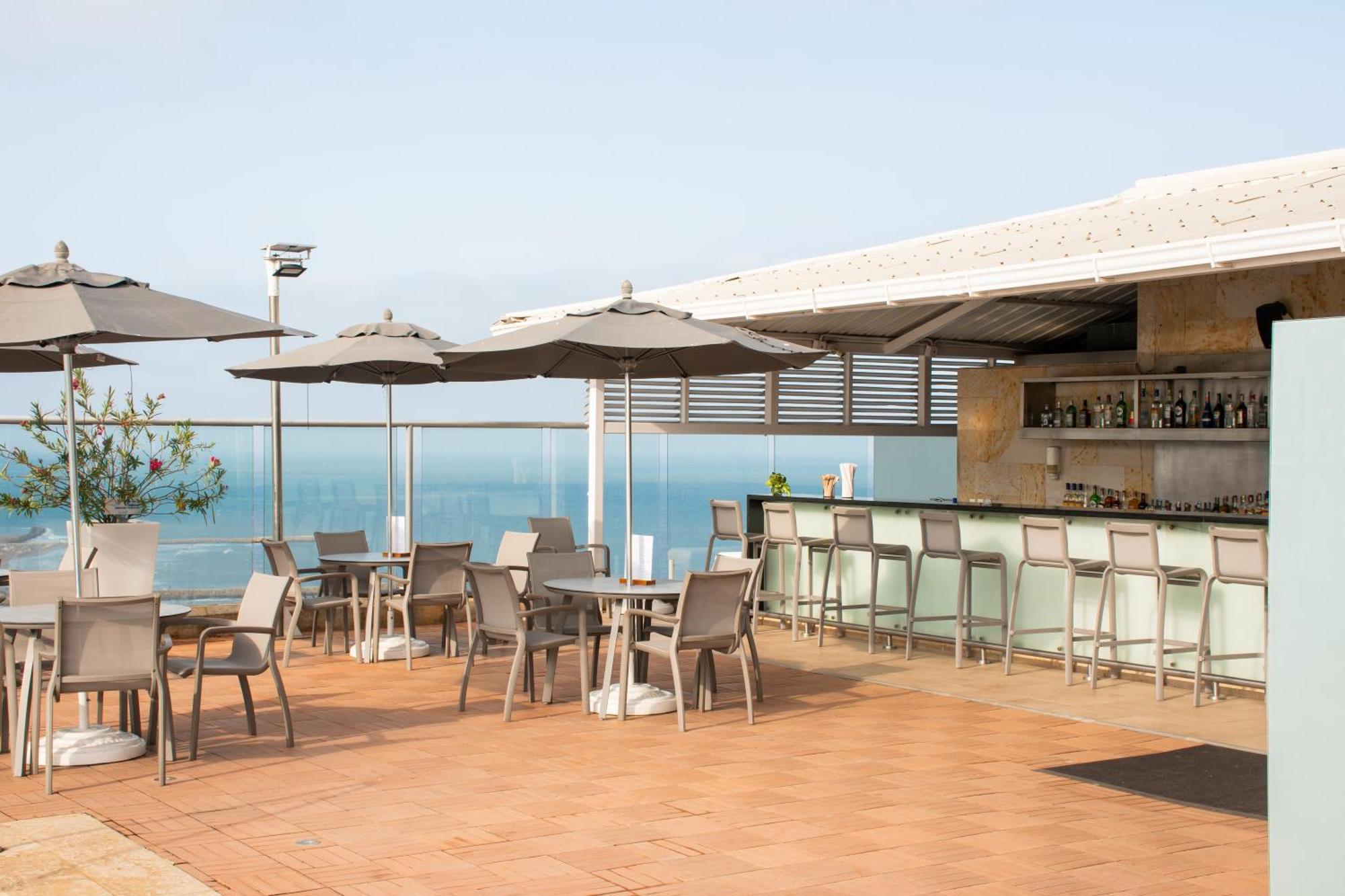 Hotel Capilla Del Mar Cartagena Bagian luar foto Sky Bar